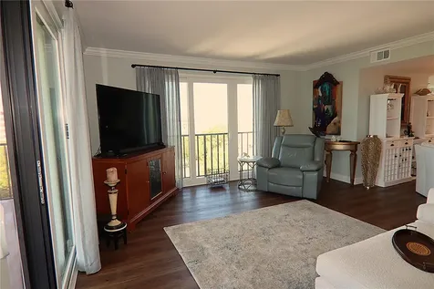150 Belleview Boulevard Belleair FL 33756