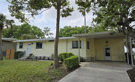 2458 Putter Road Zellwood FL 32798
