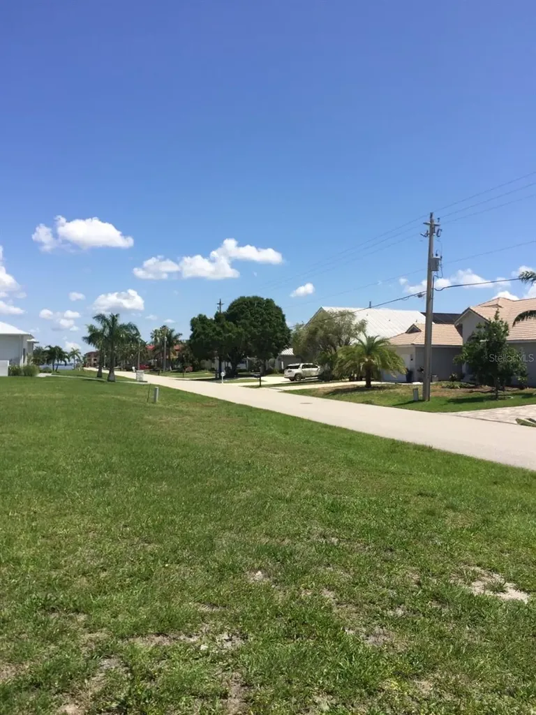 85 Colony Point Drive Punta Gorda FL 33950
