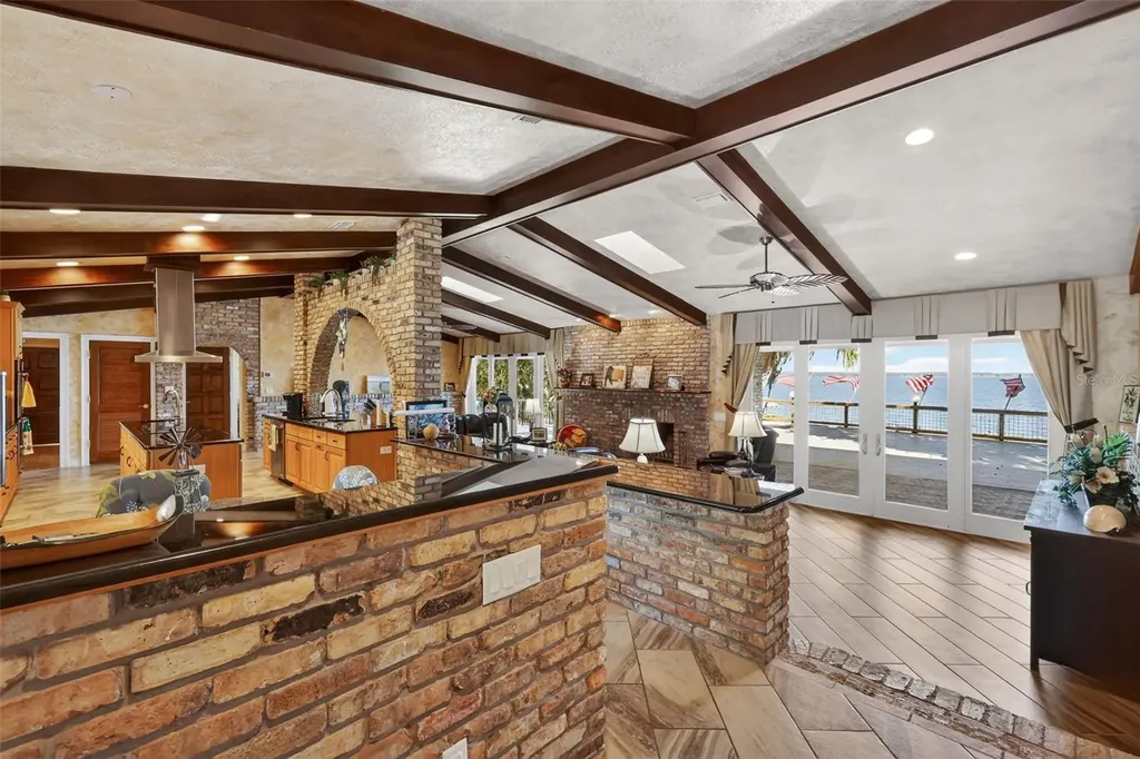 13033 SE 158th Lane Weirsdale FL 32195