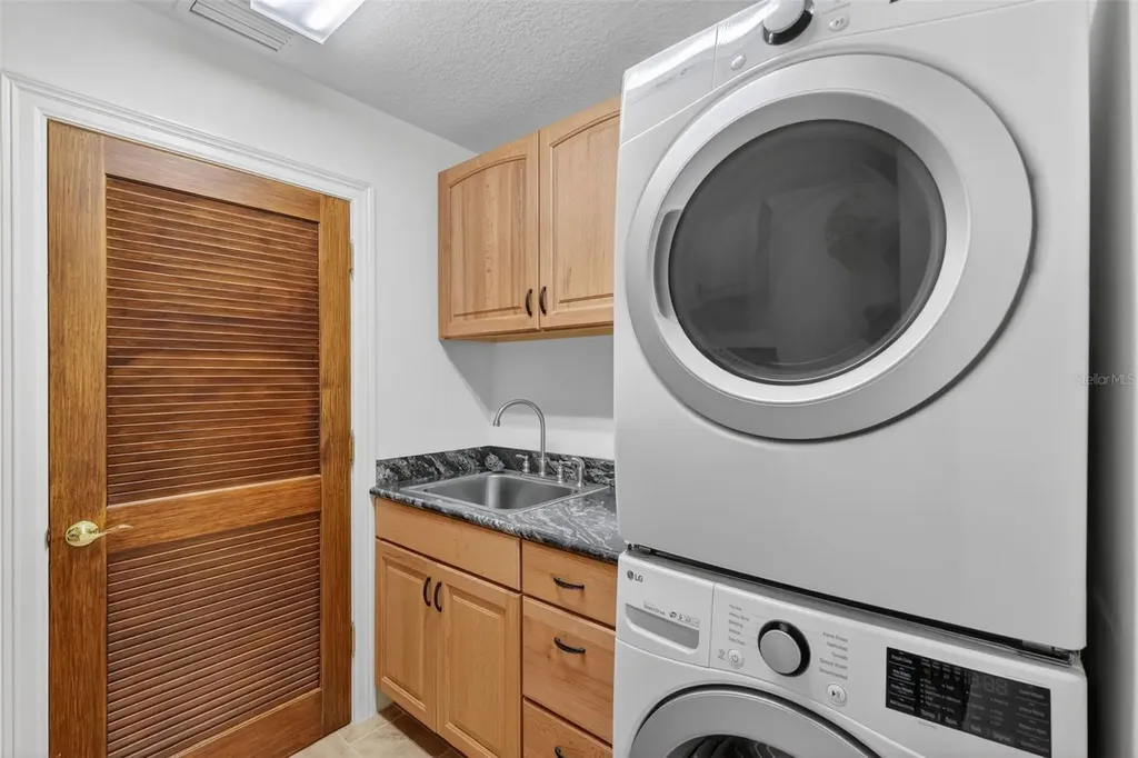 13033 SE 158th Lane Weirsdale FL 32195
