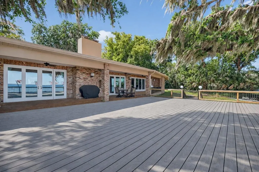 13033 SE 158th Lane Weirsdale FL 32195