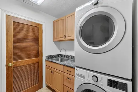 13033 SE 158th Lane Weirsdale FL 32195
