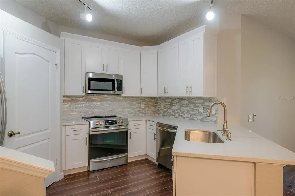 717 Mainsail Drive Tampa FL 33602