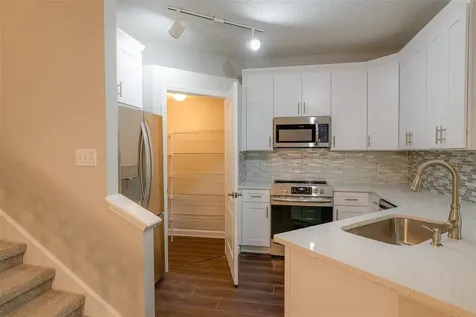 717 Mainsail Drive Tampa FL 33602
