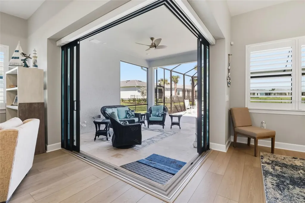 5011 Stoney Point Glen Lakewood Ranch FL 34211