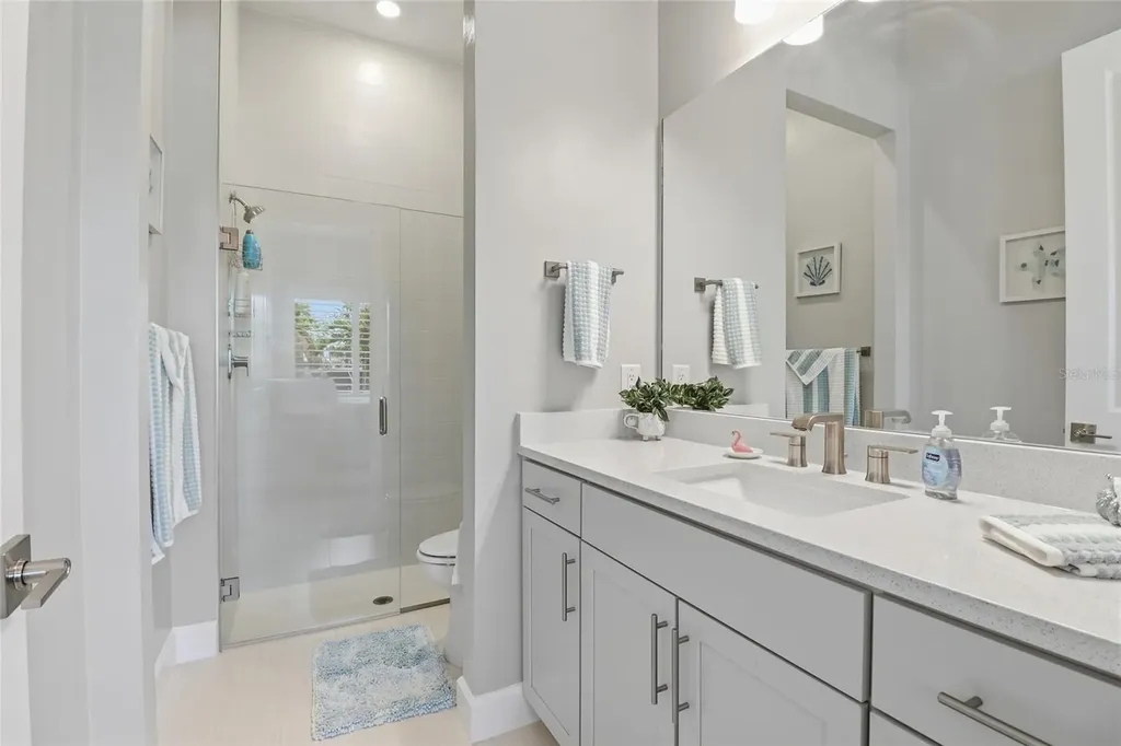 5011 Stoney Point Glen Lakewood Ranch FL 34211