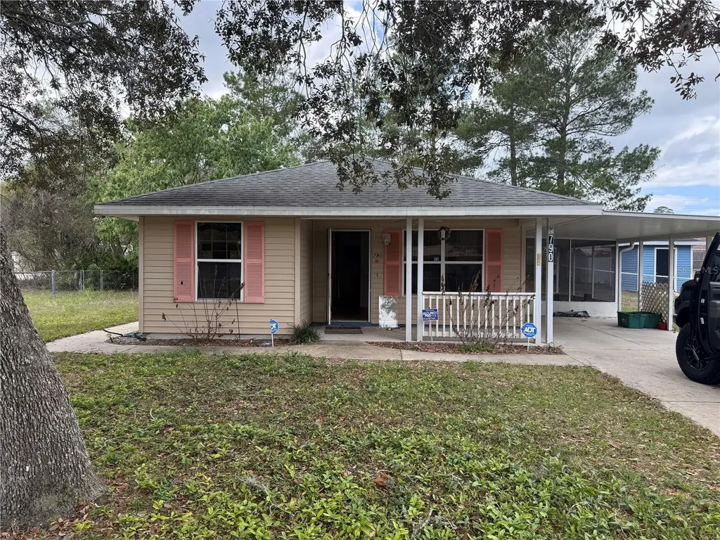 790 Park Avenue Orange City FL 32763