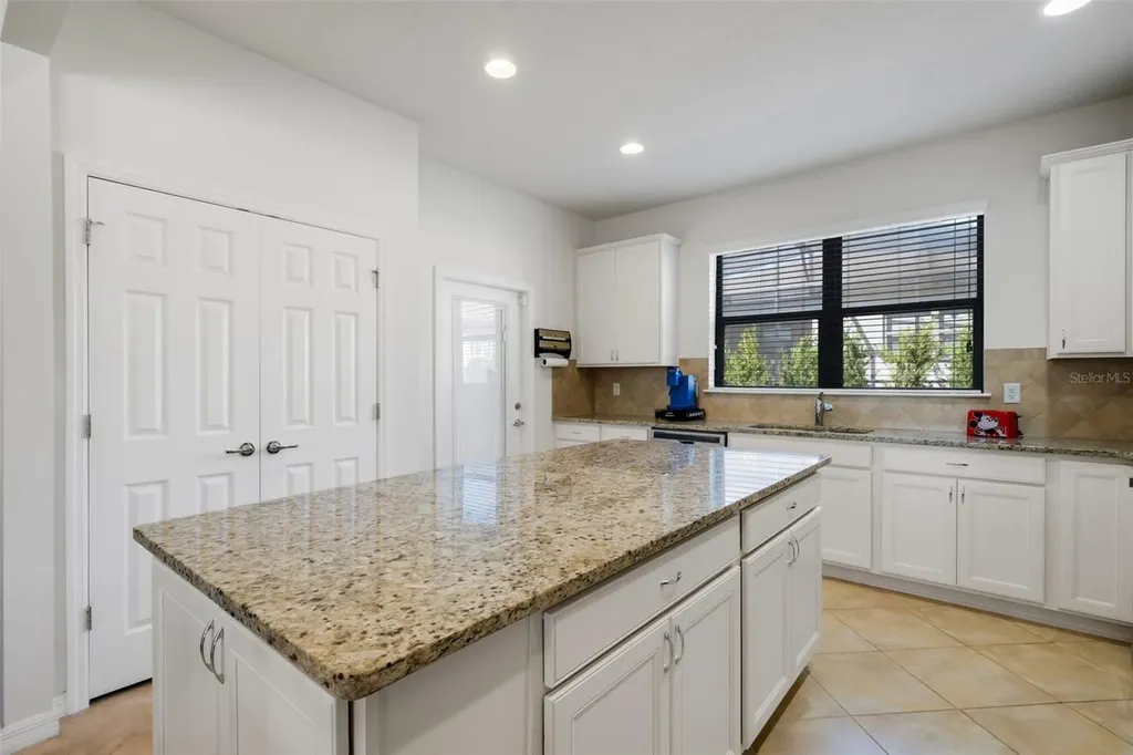 1032 Salamanca Place Davenport FL 33837