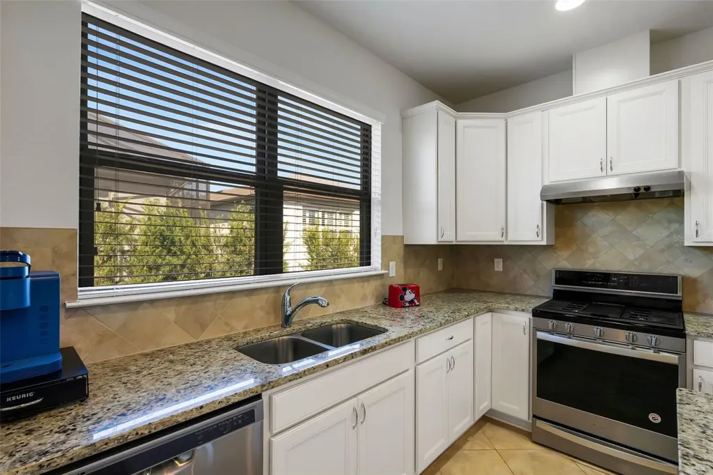 1032 Salamanca Place Davenport FL 33837