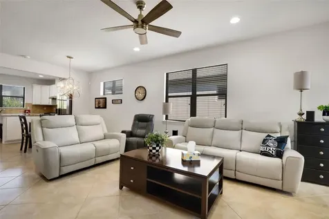 1032 Salamanca Place Davenport FL 33837