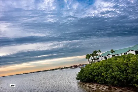 2506 N Rocky Point Drive Tampa FL 33607