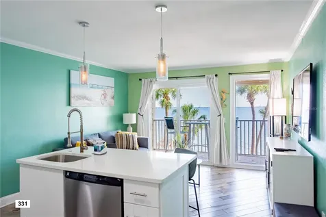 2506 N Rocky Point Drive Tampa FL 33607