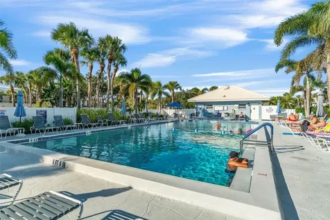433 Cerromar Lane Venice FL 34293