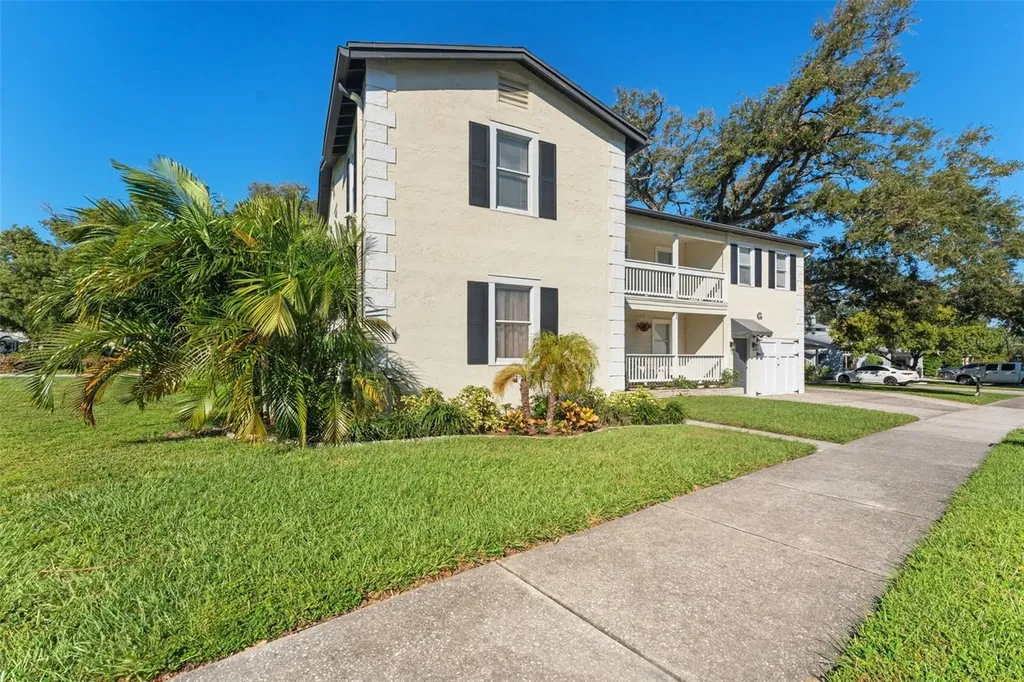 221 S Hale Avenue Tampa FL 33609
