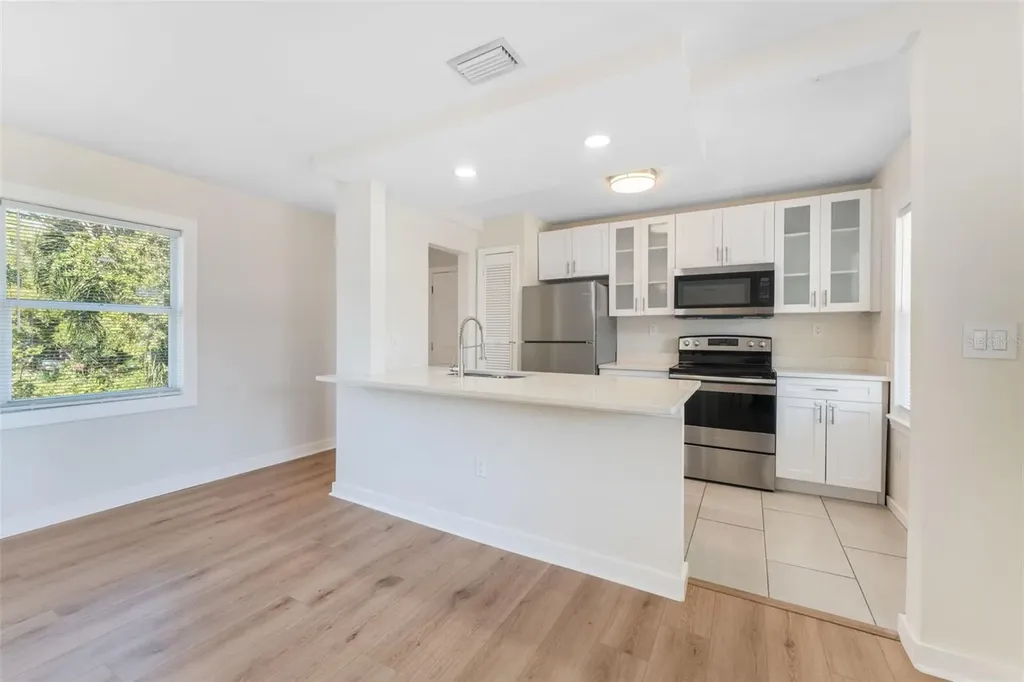 221 S Hale Avenue Tampa FL 33609