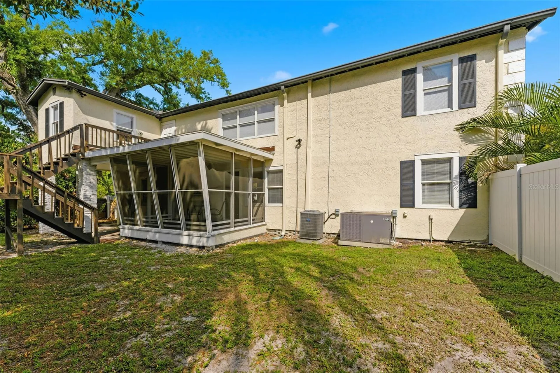 221 S Hale Avenue Tampa FL 33609