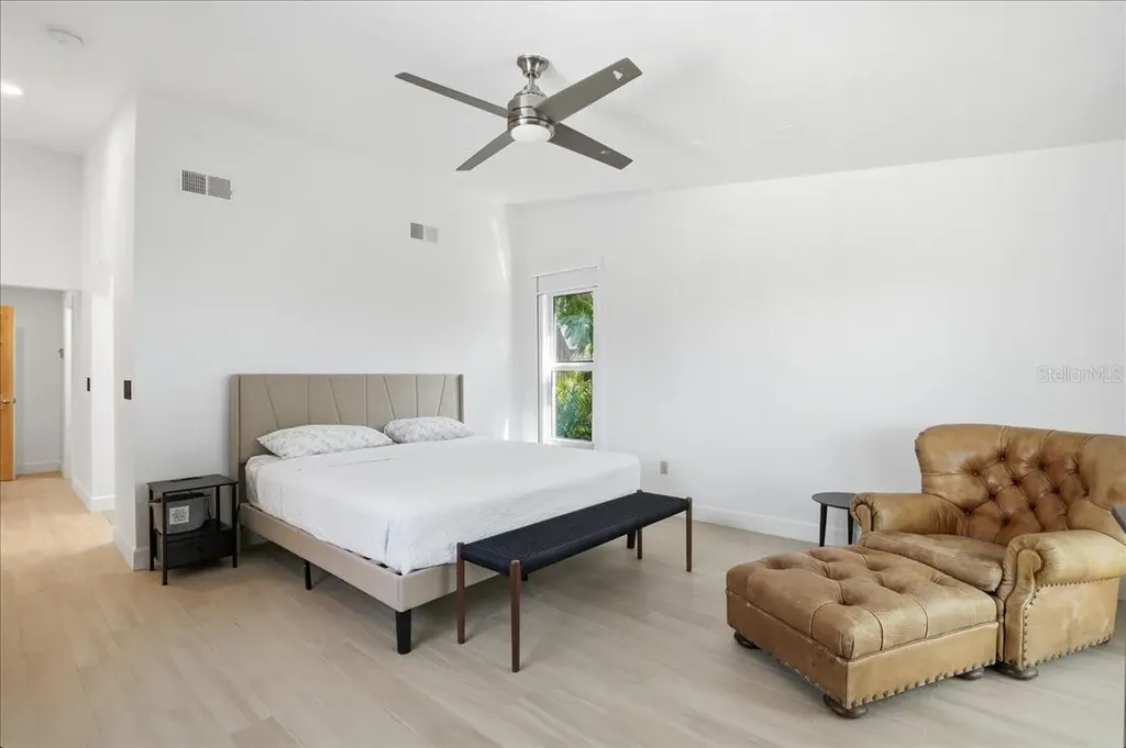 3481 Bayou Sound Longboat Key FL 34228