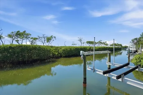 3481 Bayou Sound Longboat Key FL 34228