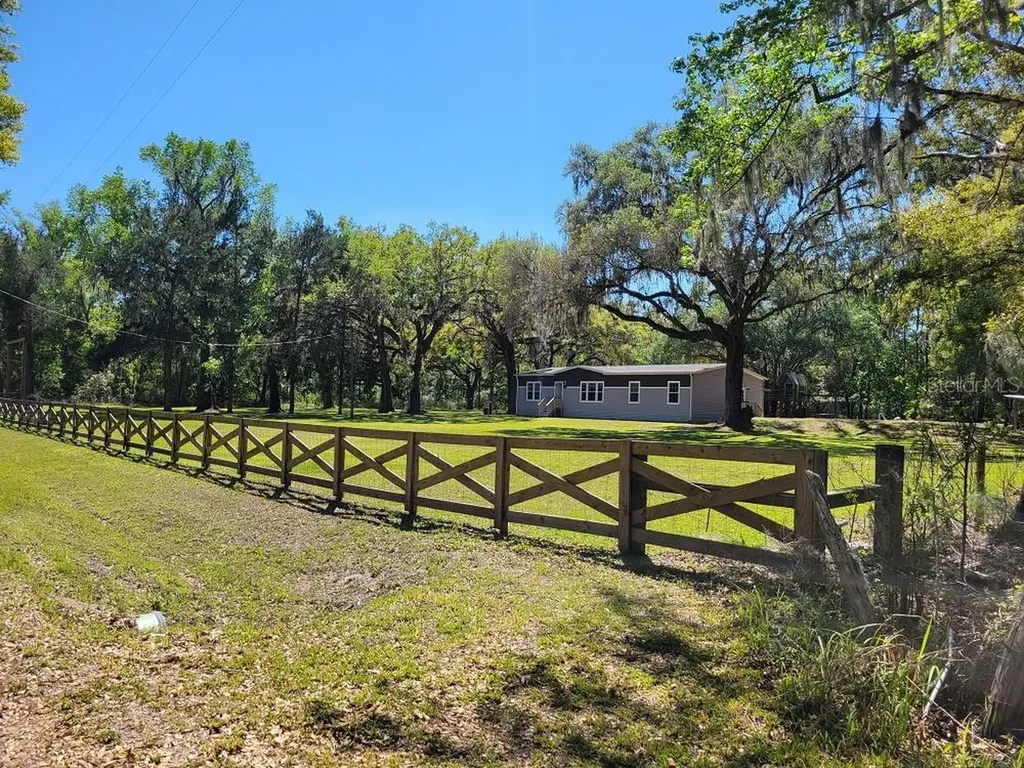 22397 Mondon Hill Road Brooksville FL 34601