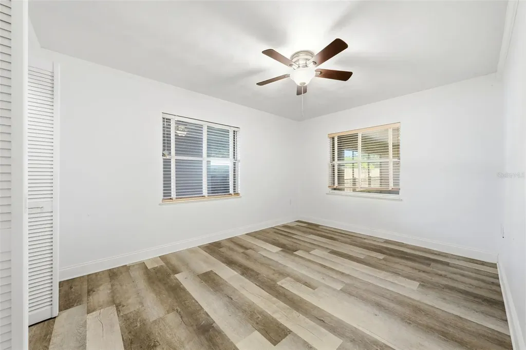 6254 Alligator Lake Shore East St Cloud FL 34771