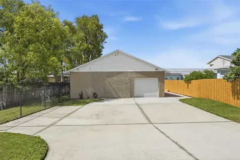 6254 Alligator Lake Shore East St Cloud FL 34771