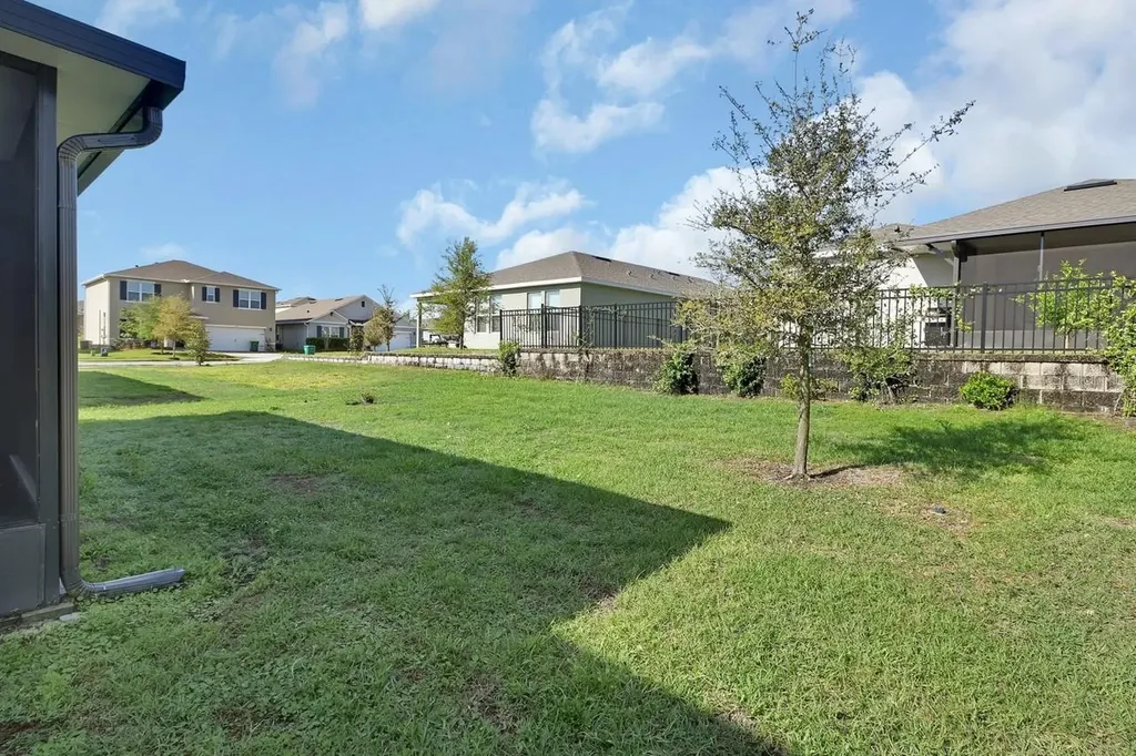 533 Emily Glen Street Deland FL 32724