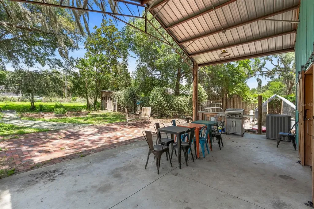 2026 Lewis Road Leesburg FL 34748