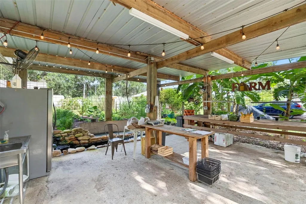 2026 Lewis Road Leesburg FL 34748