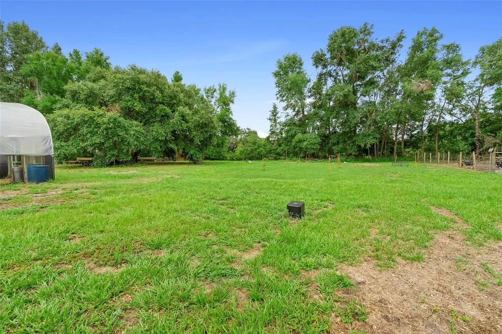 2026 Lewis Road Leesburg FL 34748