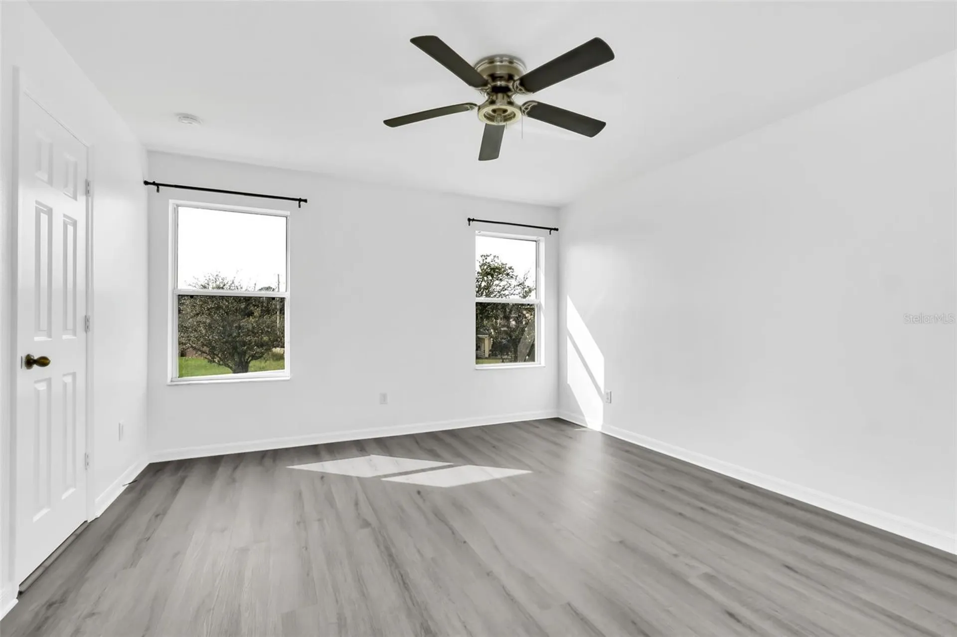 1160 S Beach Circle Kissimmee FL 34746