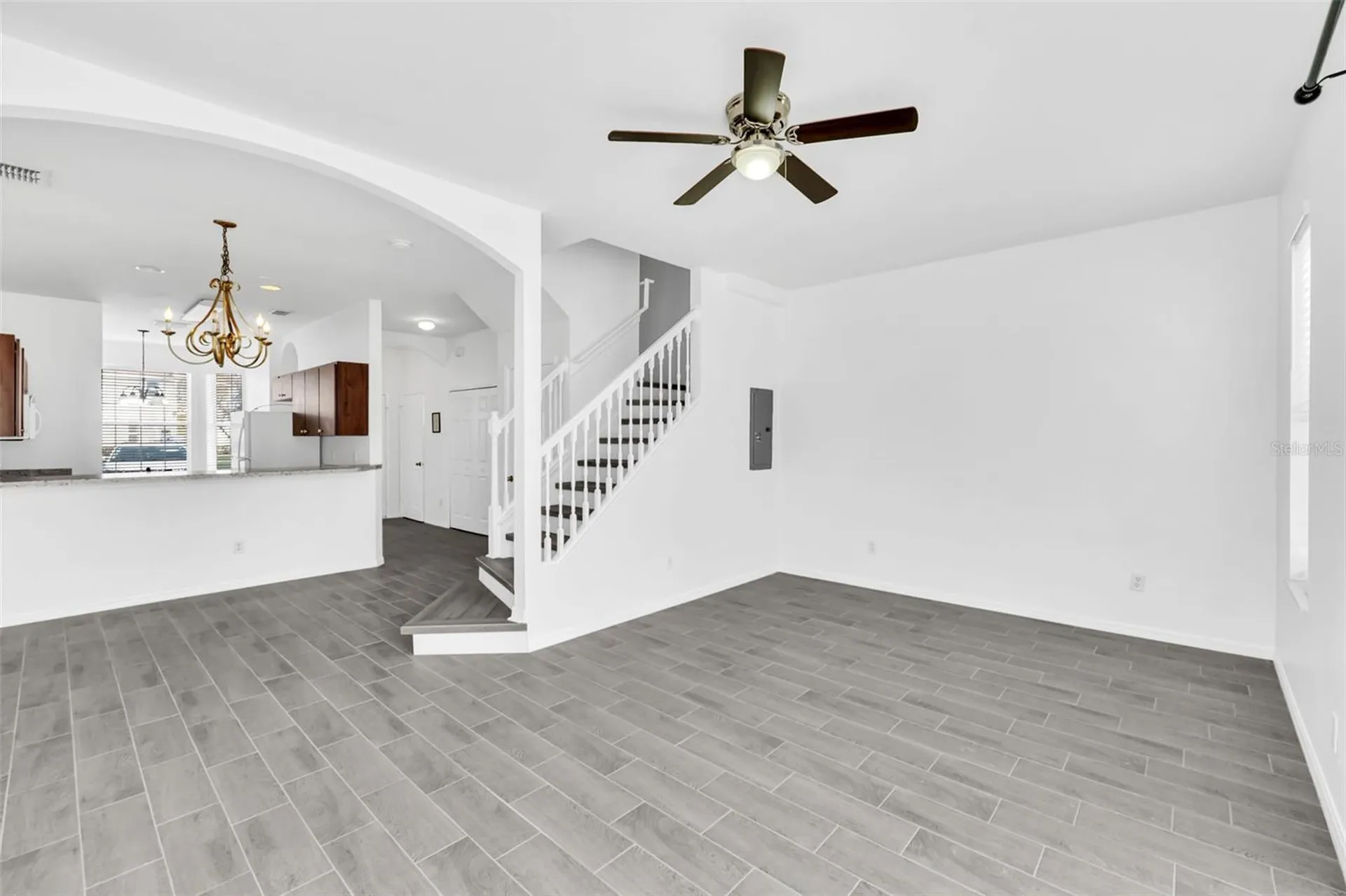 1160 S Beach Circle Kissimmee FL 34746