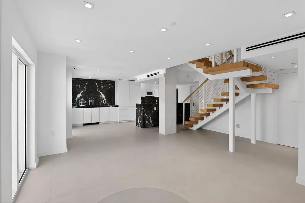 120 Jefferson Avenue Miami Beach FL 33139