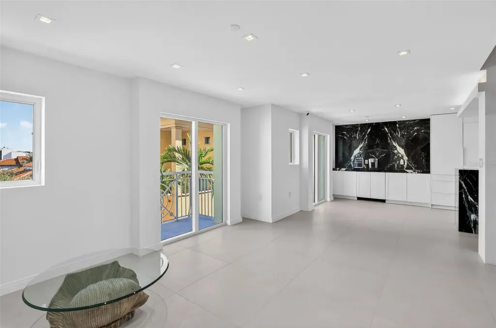 120 Jefferson Avenue Miami Beach FL 33139