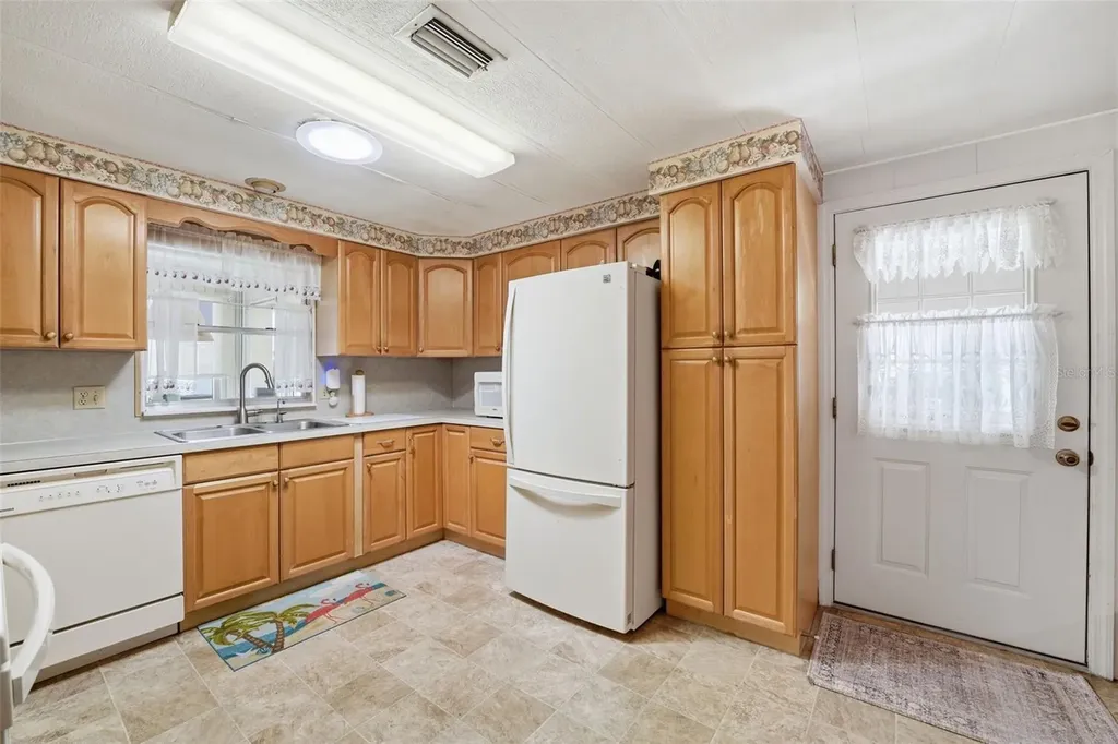 212 Martinique Road North Port FL 34287