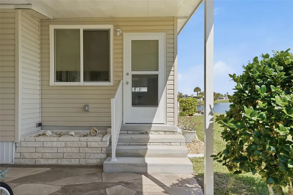 212 Martinique Road North Port FL 34287