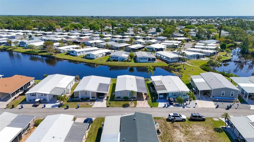 212 Martinique Road North Port FL 34287