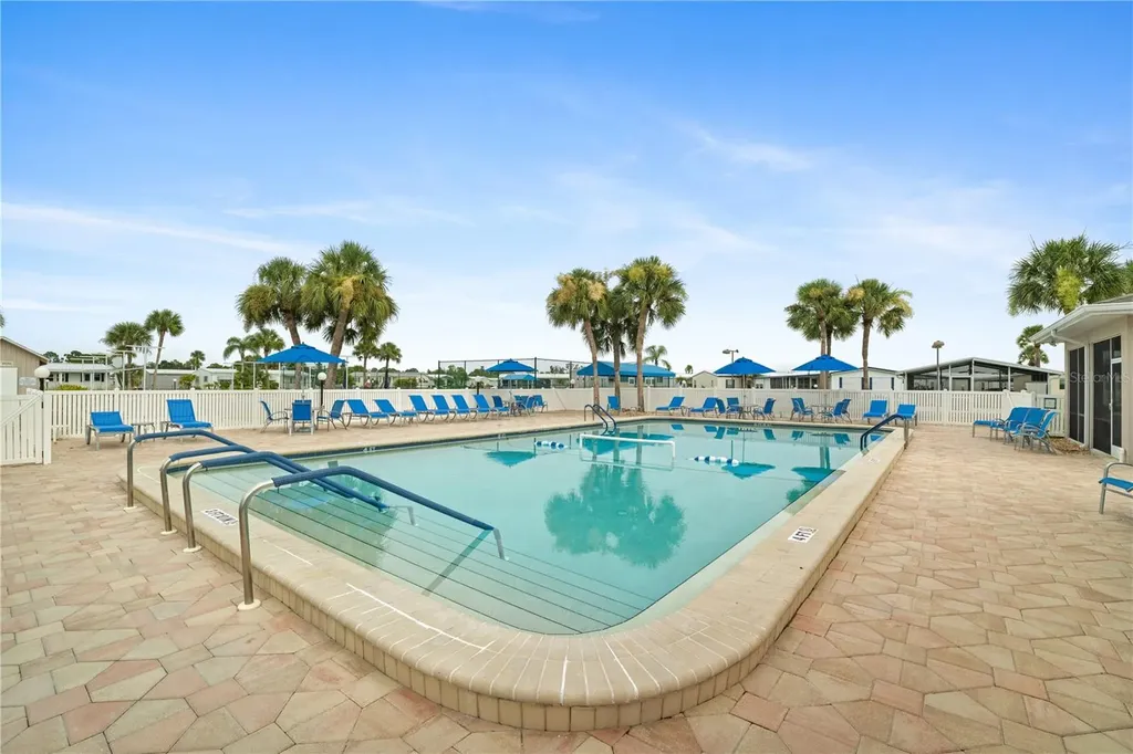 212 Martinique Road North Port FL 34287