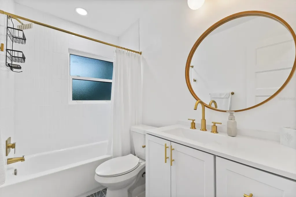 6410 38th Avenue Circle W Bradenton FL 34209