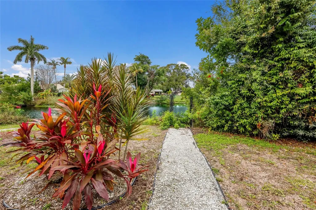 6410 38th Avenue Circle W Bradenton FL 34209