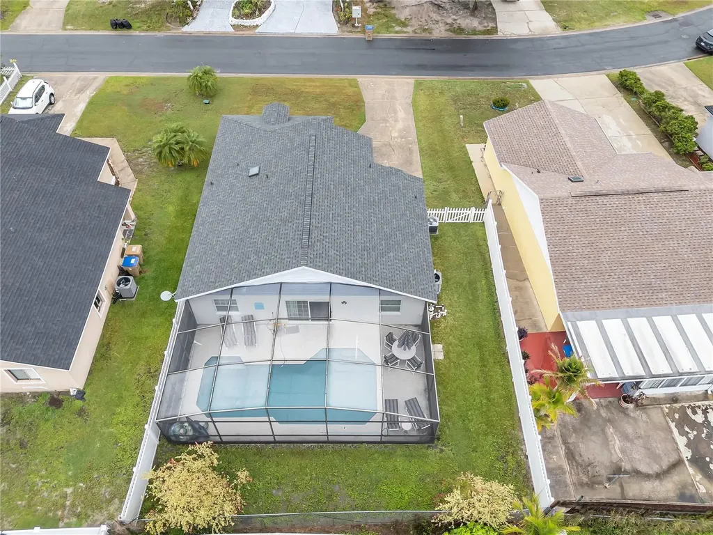 208 Applewood Court Kissimmee FL 34743