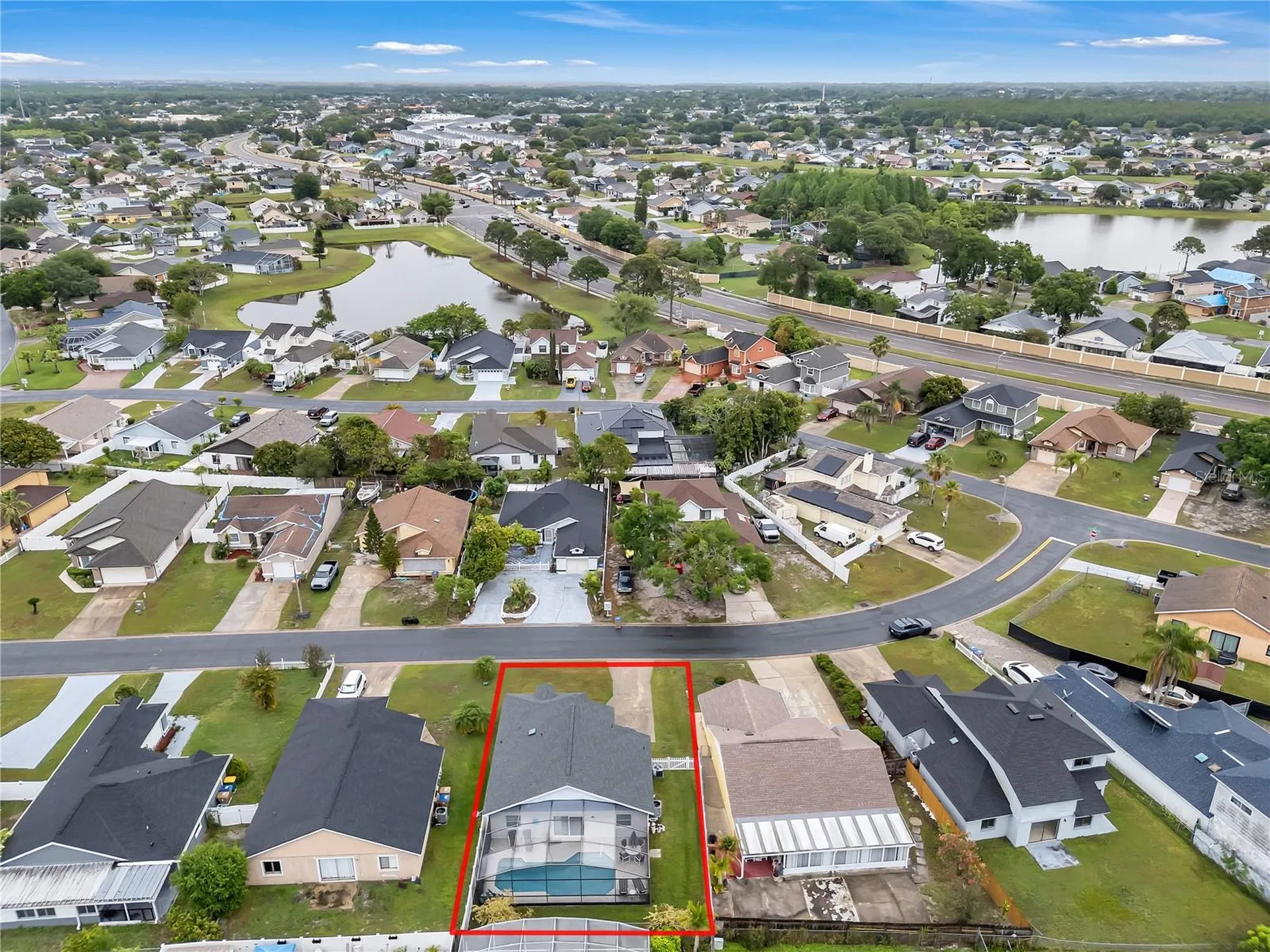 208 Applewood Court Kissimmee FL 34743