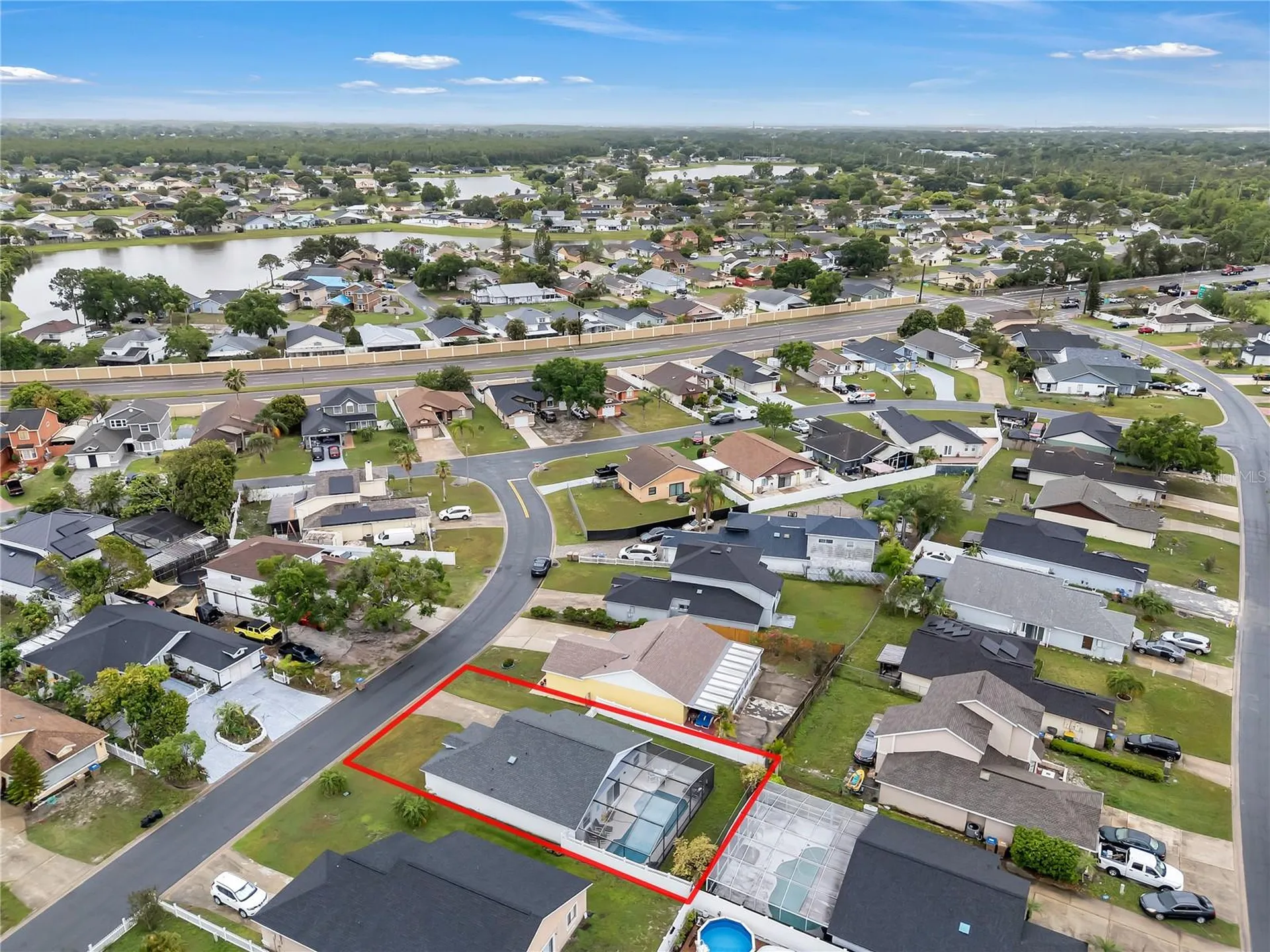 208 Applewood Court Kissimmee FL 34743