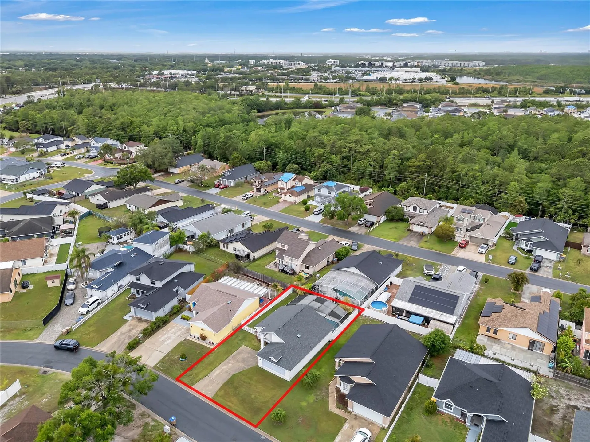 208 Applewood Court Kissimmee FL 34743