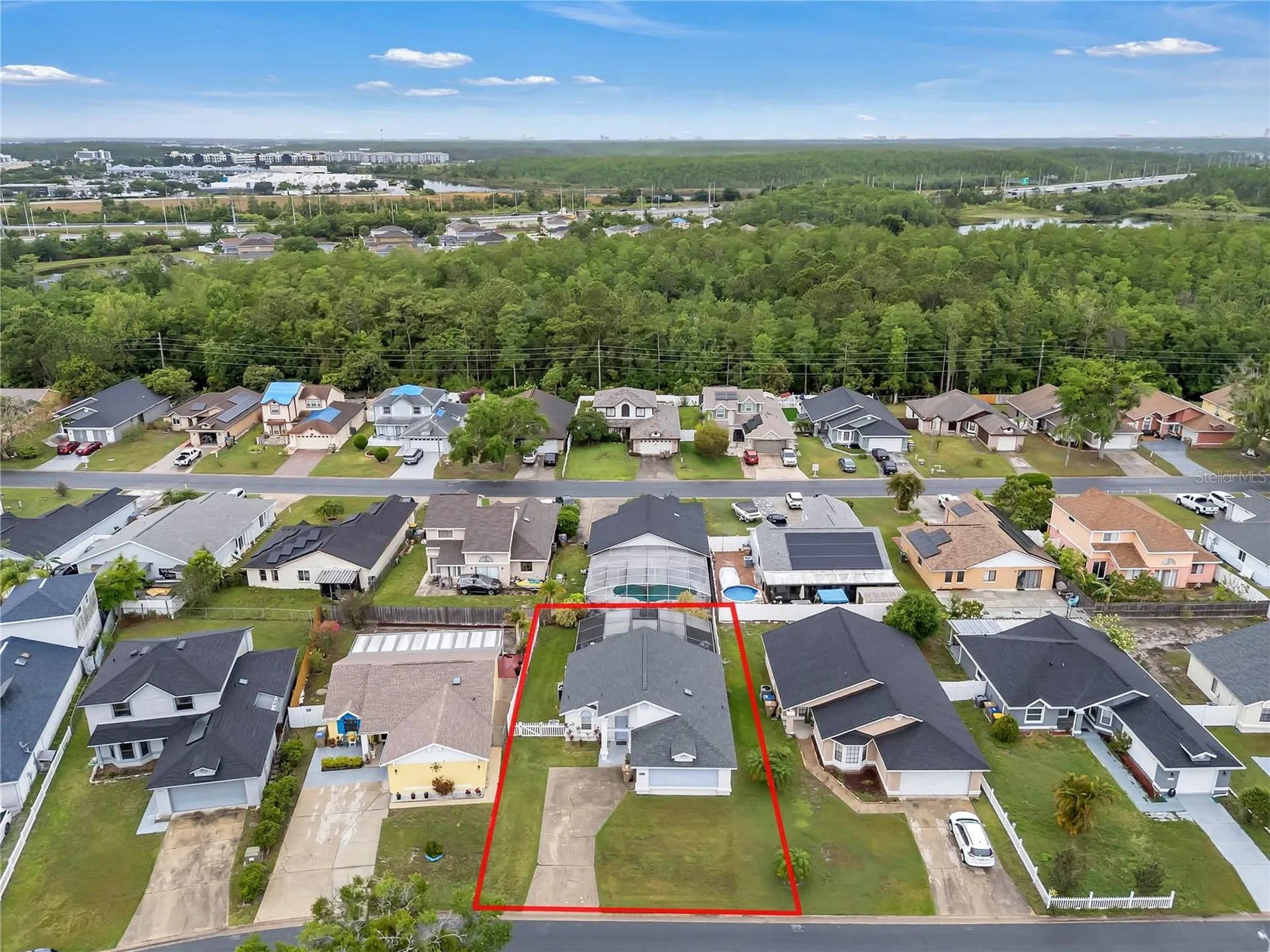 208 Applewood Court Kissimmee FL 34743