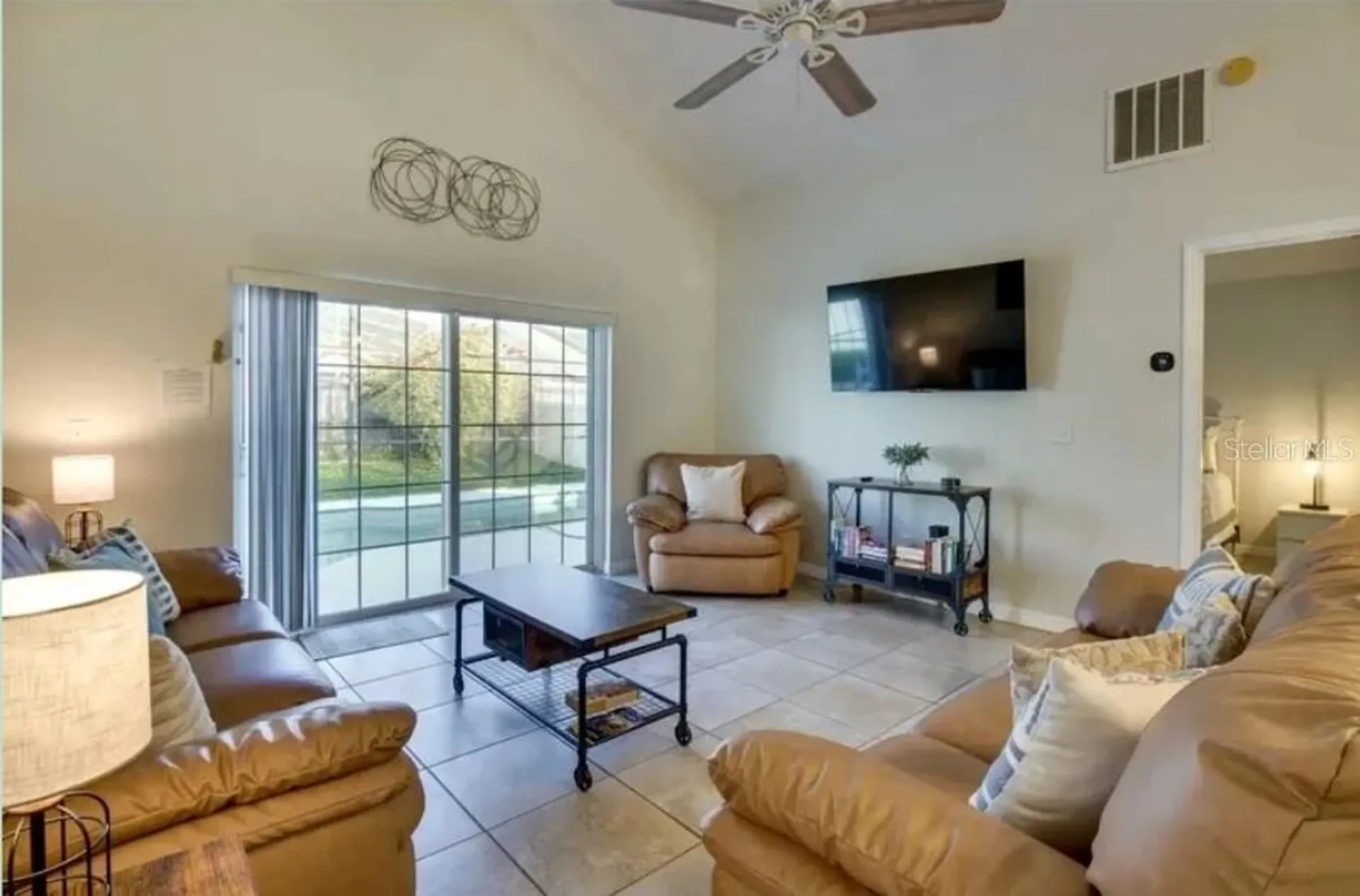 208 Applewood Court Kissimmee FL 34743