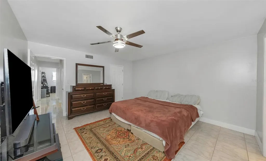 1819 Shore Drive S South Pasadena FL 33707