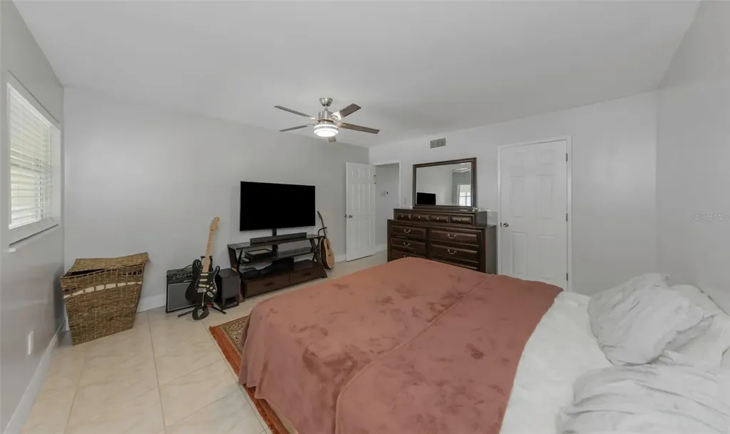 1819 Shore Drive S South Pasadena FL 33707