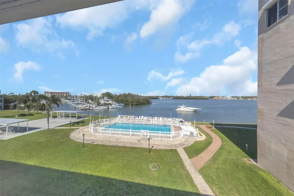 1819 Shore Drive S South Pasadena FL 33707