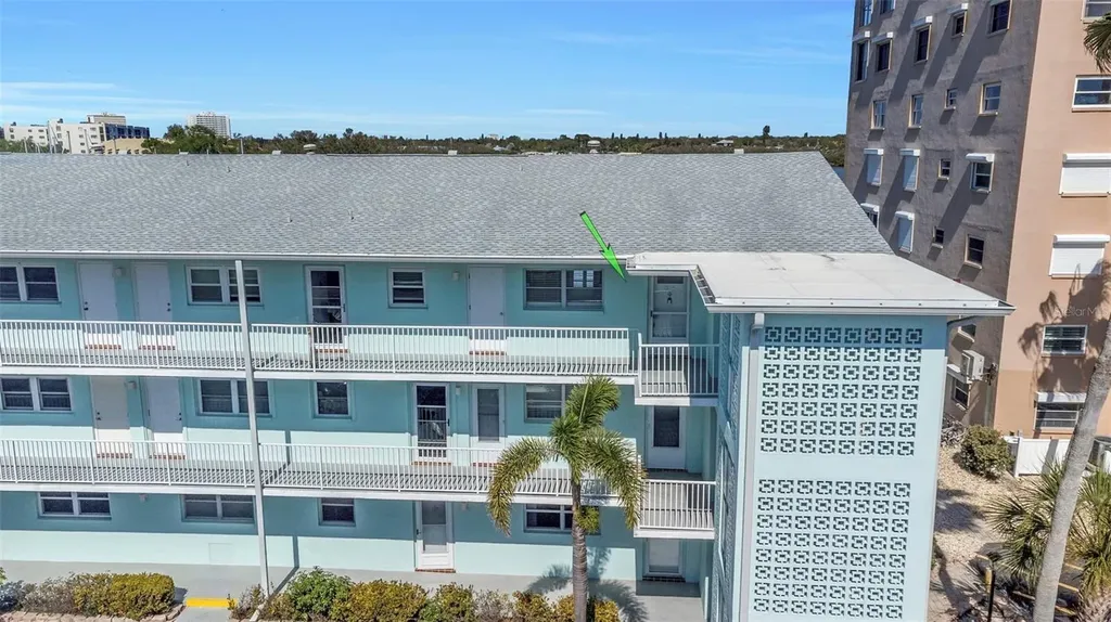 1819 Shore Drive S South Pasadena FL 33707